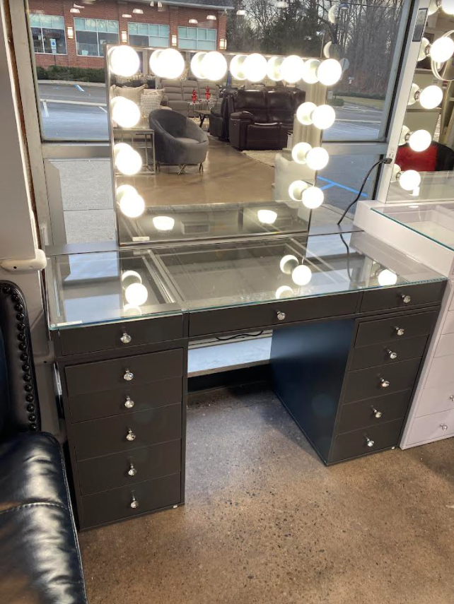 Vanity Paramus Liquidators